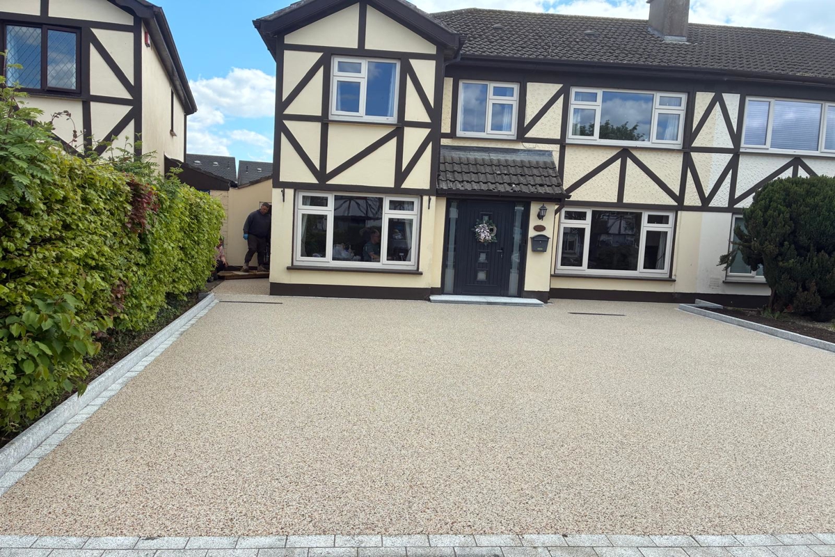 Resin Bound Driveway with Granite Borders in Kilcock, Co. Kildare