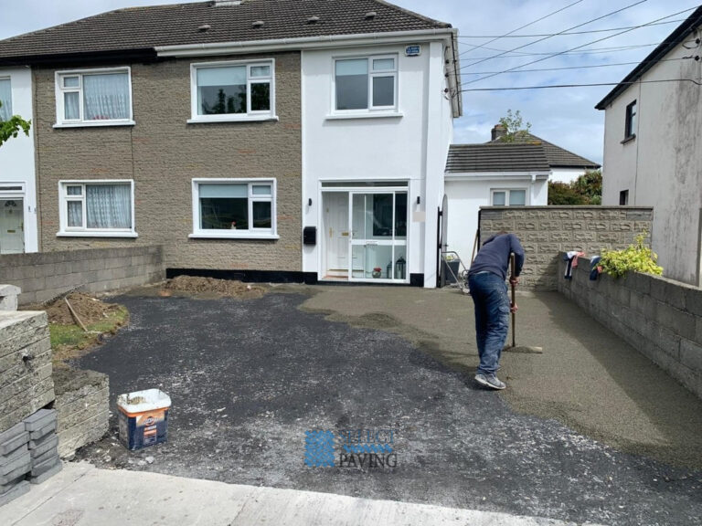 Driveway with Black and Silver Granite Pavers in Baldoyle