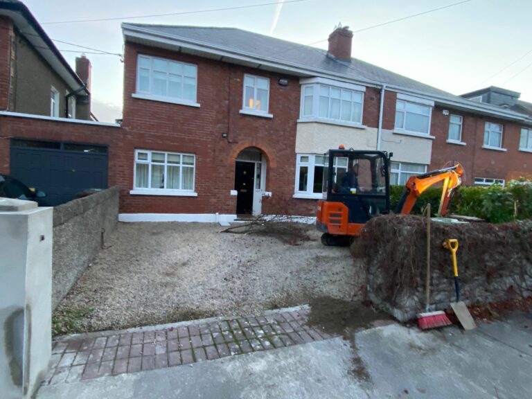 Gravel Driveway with Granite Paved Apron and Border in Terenure, Dublin
