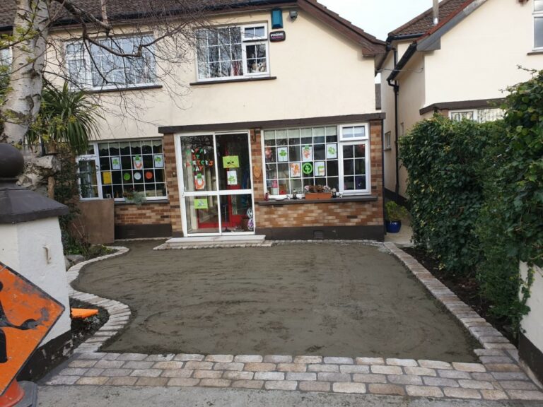Asphalt Driveway with Buff Granite Cobbles in Dundrum, Dublin