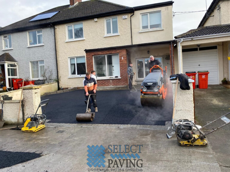 Asphalt Driveway with Cobblestone Borderline in Beaumont, Dublin