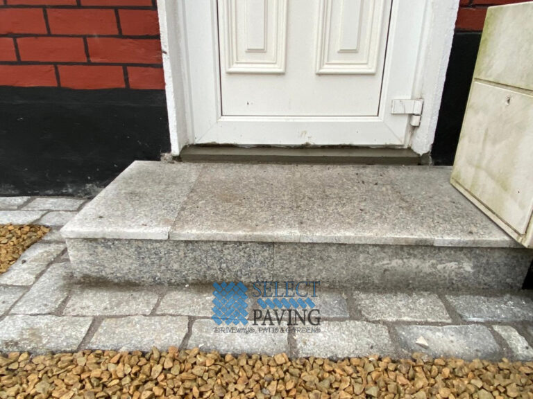 Ballylusk Gravel Driveway with Cobblestone Pathway in Coolock, Dublin