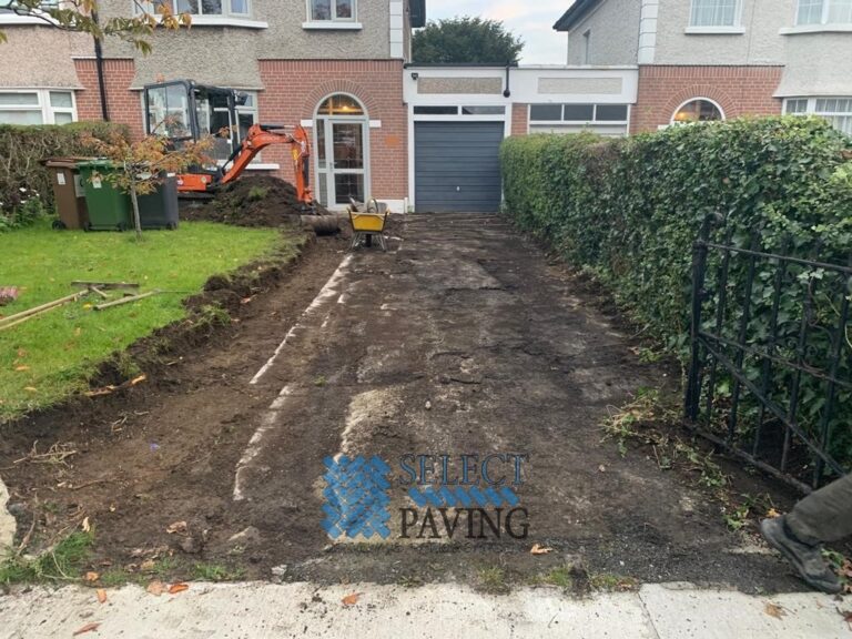 Gold Gravel Driveway with Cobblestone Borderline in Blanchardstown, Dublin