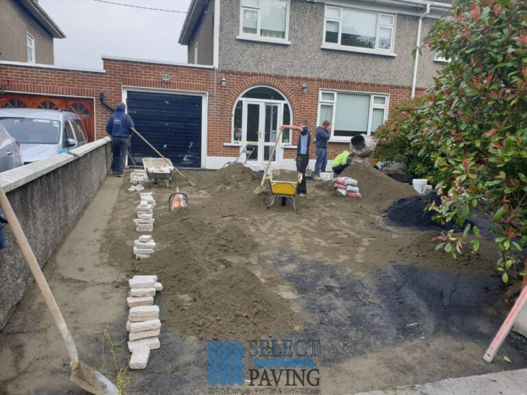 Gravel Driveway with Buff Granite Cobbles in Glasnevin, Dublin