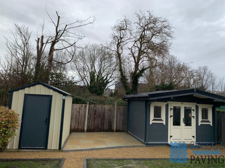 Limestone Patio with Gravel Pathway in Dublin