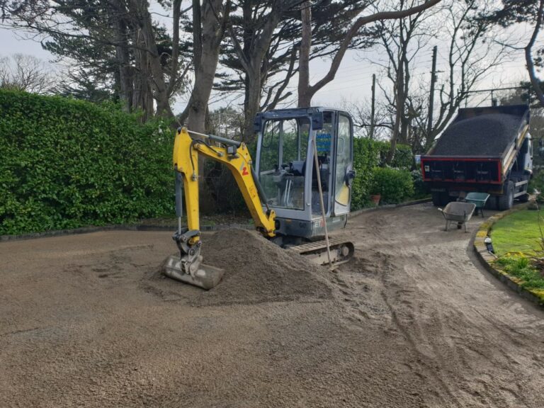 New Gravel Driveway Avenue in Sutton, Dublin