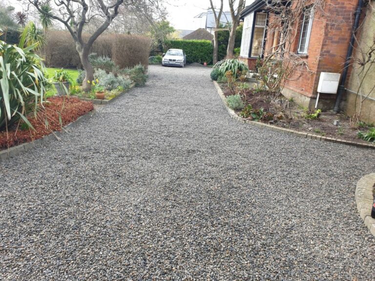 New Gravel Driveway Avenue in Sutton, Dublin