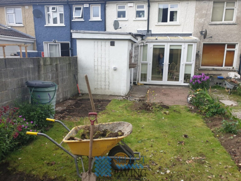 Patio with Belvedere Flags and Cobblestone Border in Rathfarnham, Dublin