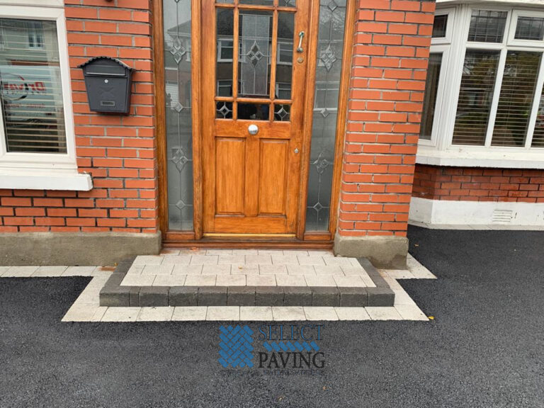 Tarmac Driveway with a Paved Apron and Doorstep